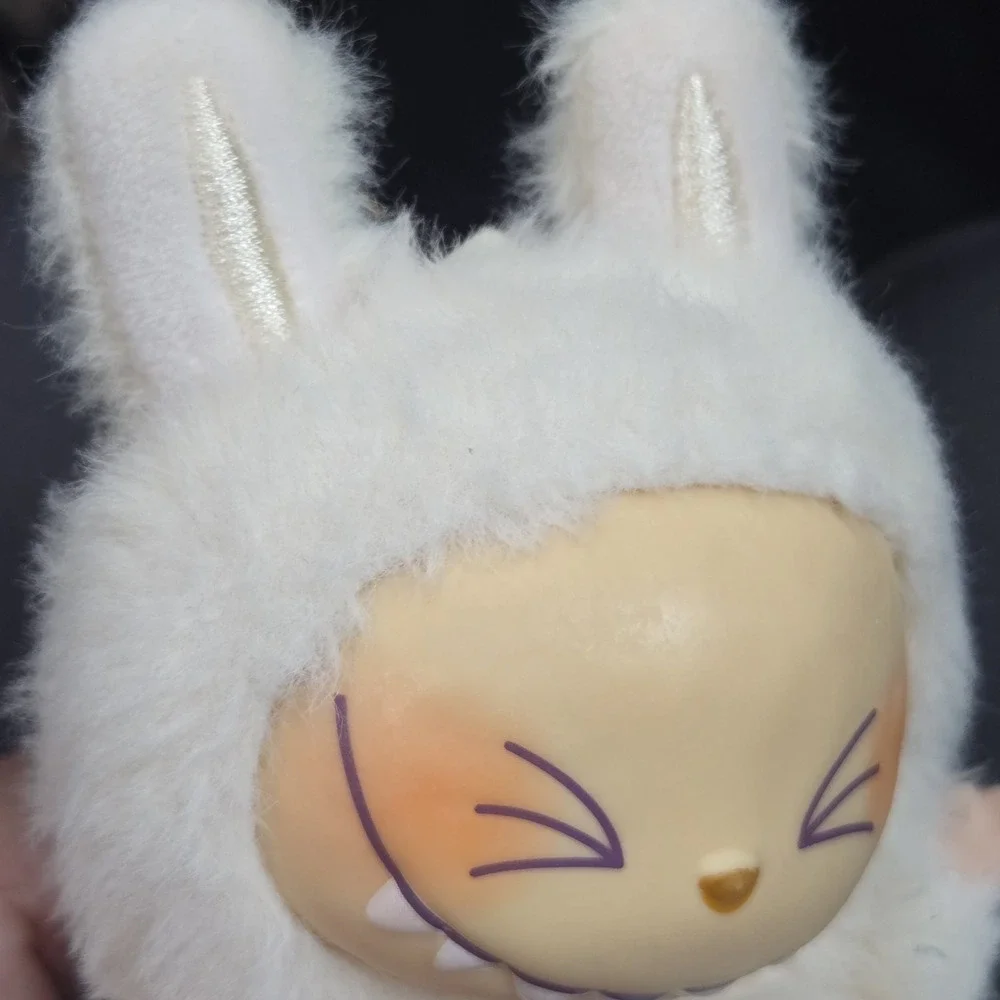 POP MART Labubu V2‎ Have A Seat SISI Plush Keychain The Monsters Authentic